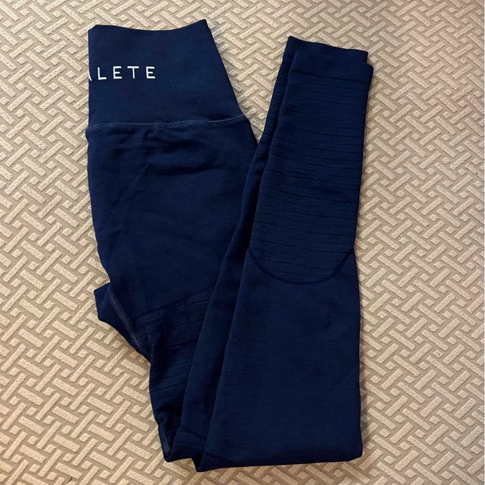 EUC Alphalete Revival Leggings, Navy, size small